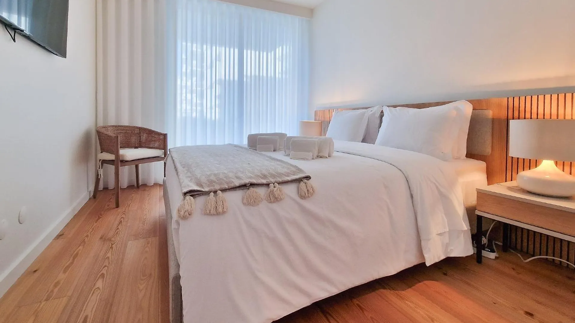 Bayline Condominium - Heated Indoor Swimming Pool - Spa - By Bedzy Armacao de Pera 0*,  Portugal