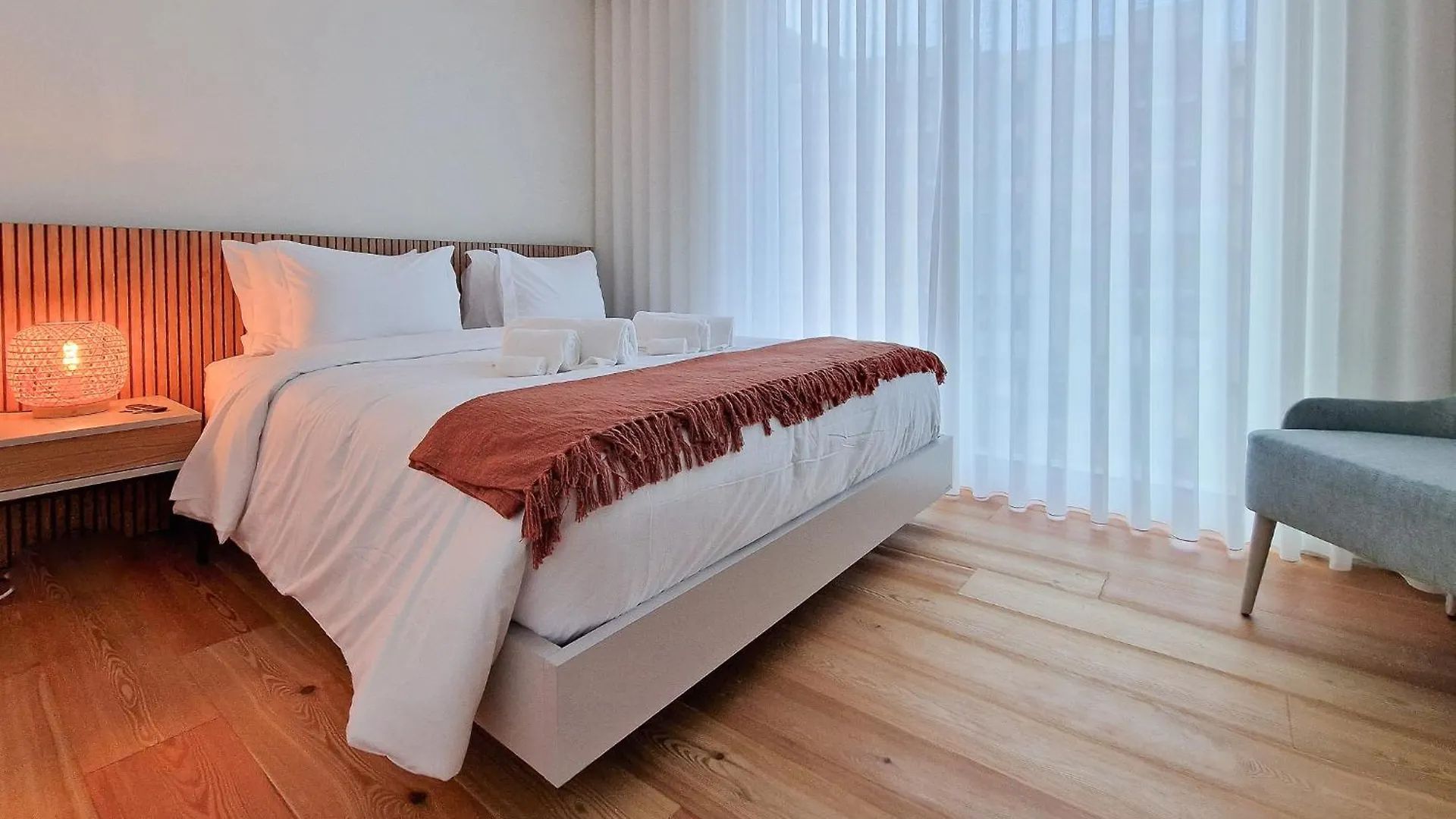 Bayline Condominium - Heated Indoor Swimming Pool - Spa - By Bedzy Armacao de Pera 0*,  Portugal