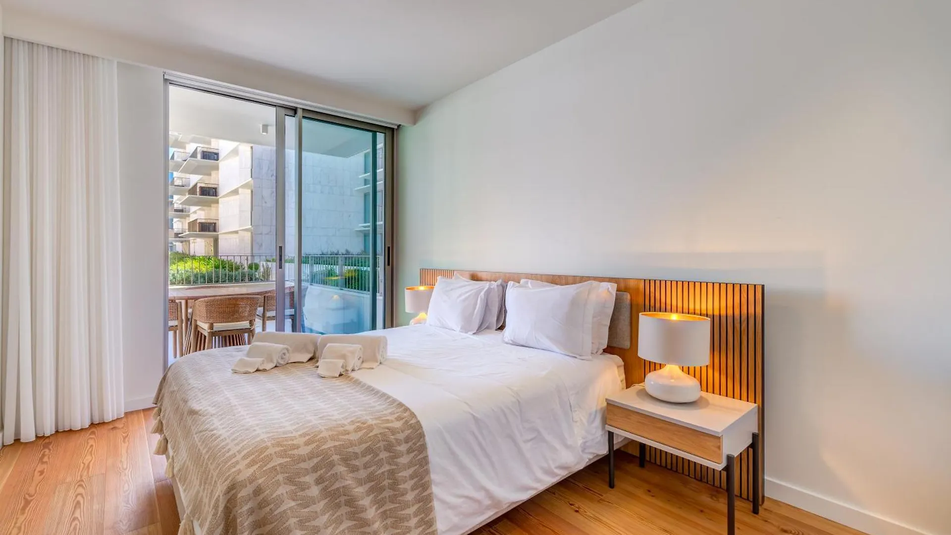 Bayline Condominium - Heated Indoor Swimming Pool - Spa - By Bedzy Armacao de Pera 0*,  Portugal