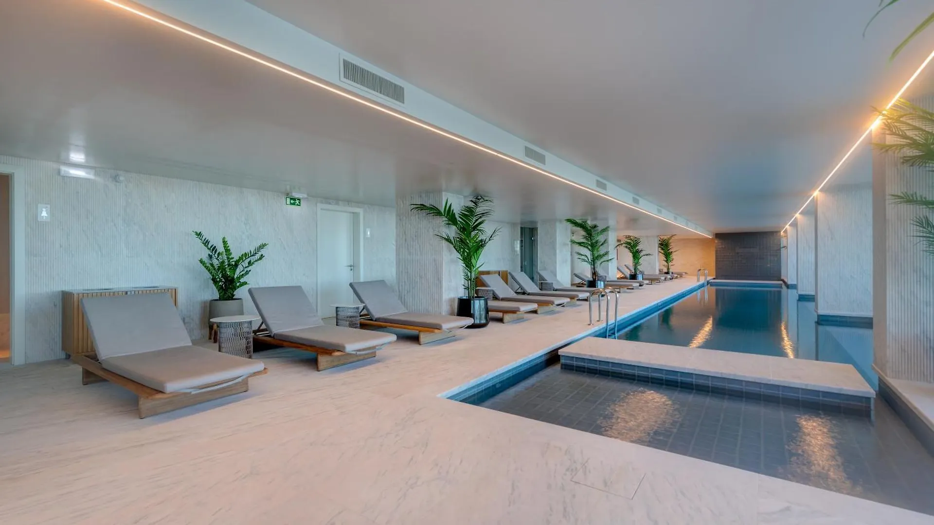 Apartment Bayline Condominium - Heated Indoor Swimming Pool - Spa - By Bedzy Armacao de Pera