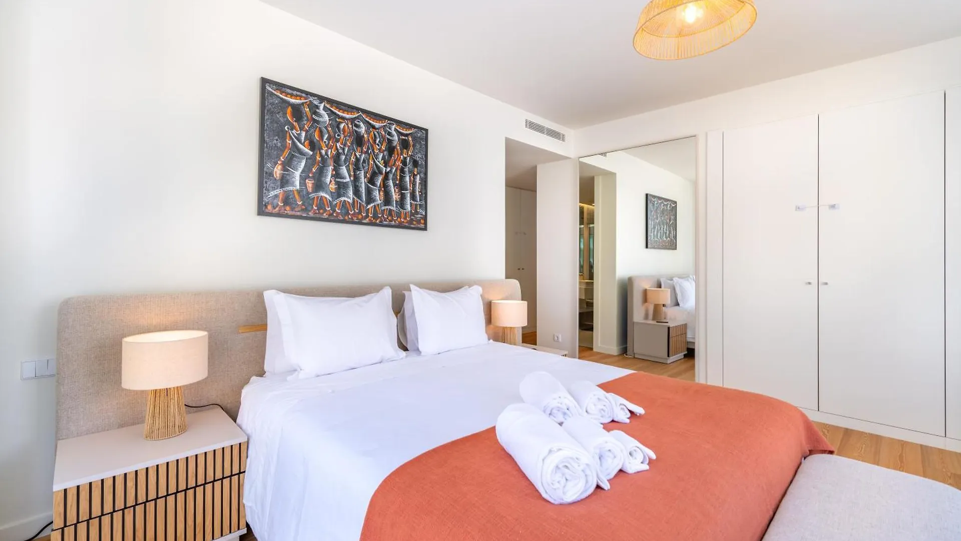 Bayline Condominium - Heated Indoor Swimming Pool - Spa - By Bedzy Armacao de Pera 0*,  Portugal
