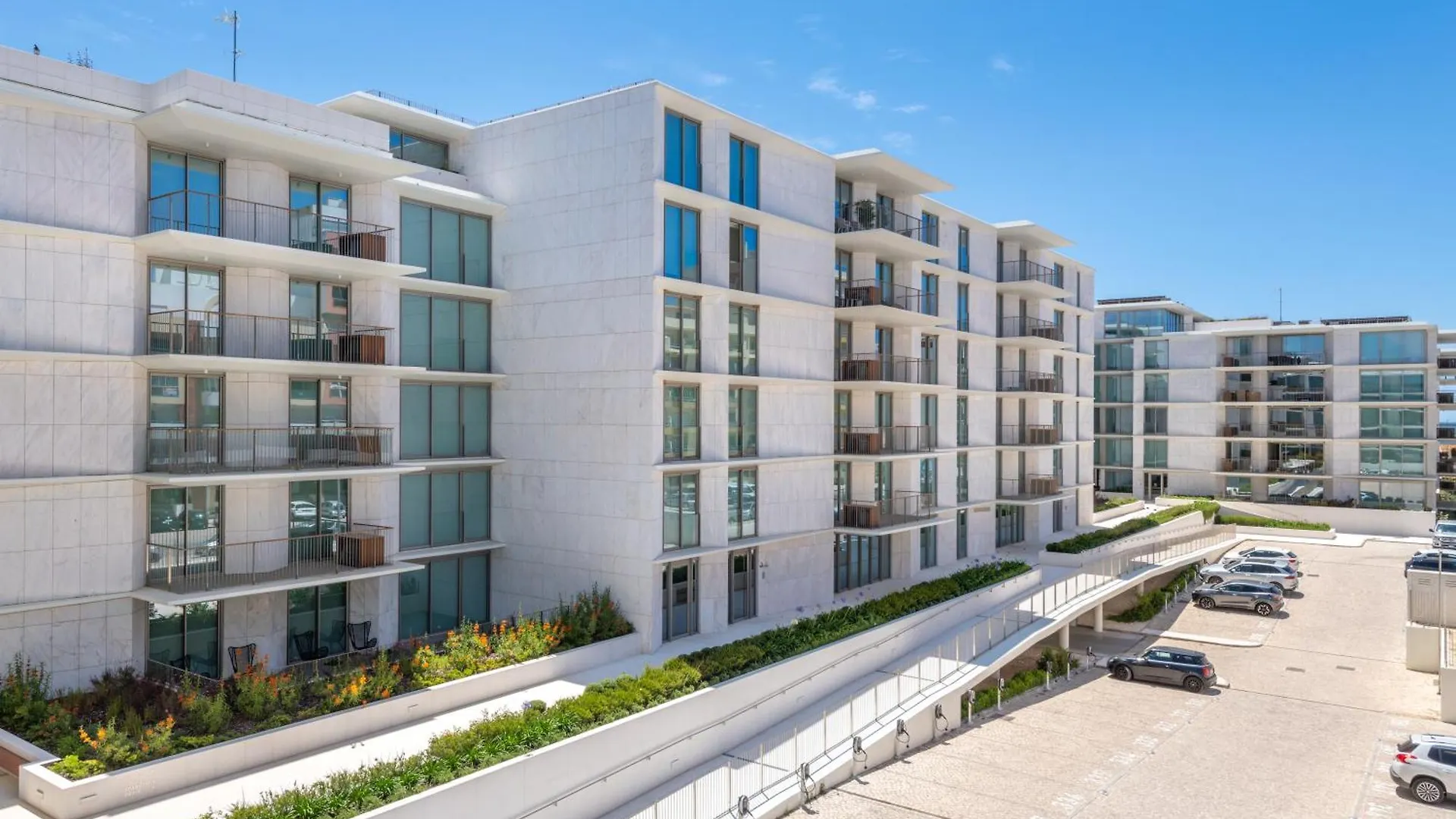 Apartment Bayline Condominium - Heated Indoor Swimming Pool - Spa - By Bedzy Armacao de Pera