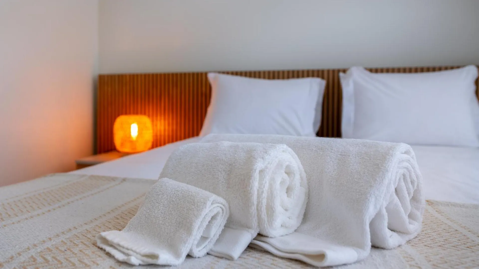 Apartment Bayline Condominium - Heated Indoor Swimming Pool - Spa - By Bedzy Armacao de Pera Portugal