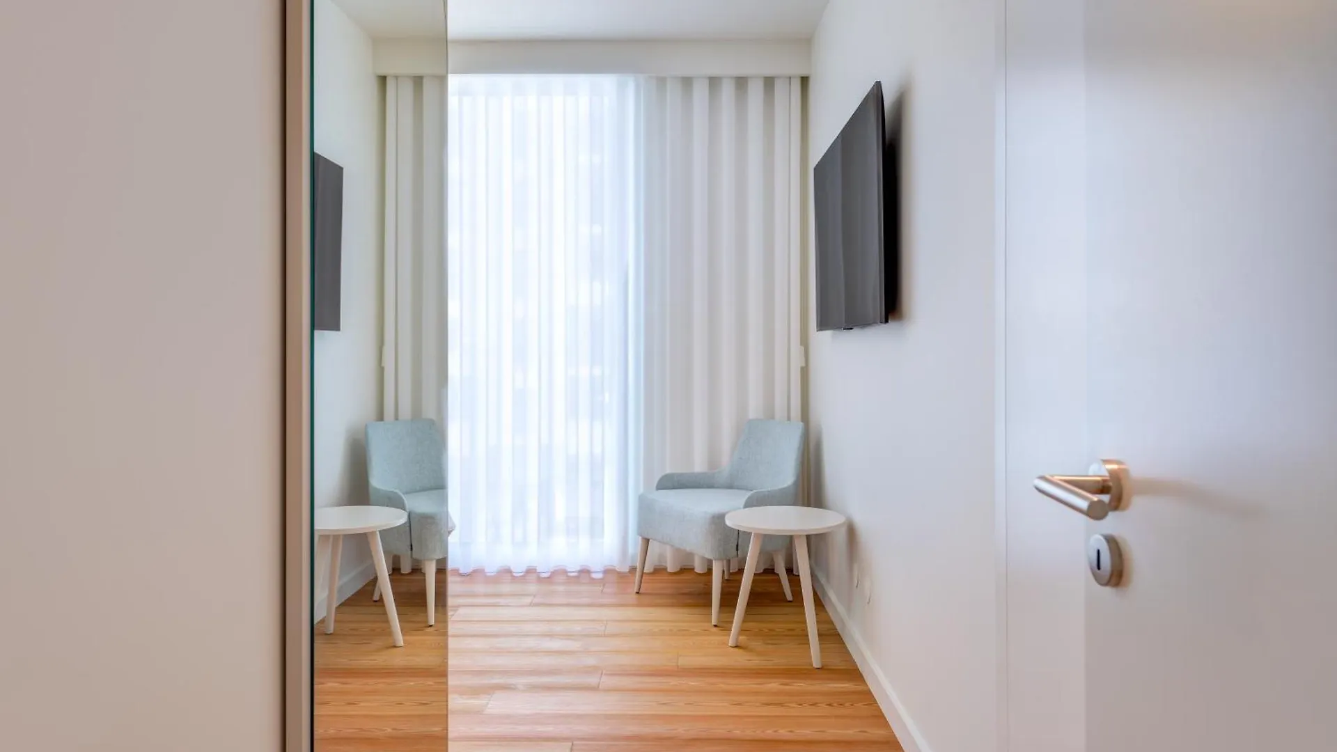 Apartment Bayline Condominium - Heated Indoor Swimming Pool - Spa - By Bedzy Armacao de Pera
